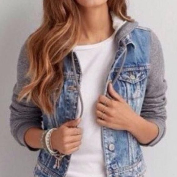 American Eagle Outfitters Jackets & Blazers - American Eagle Denim Jean Jacket Hoodie